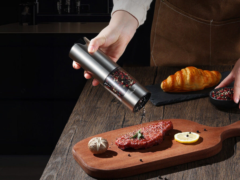 Home 17 salt and pepper mill series